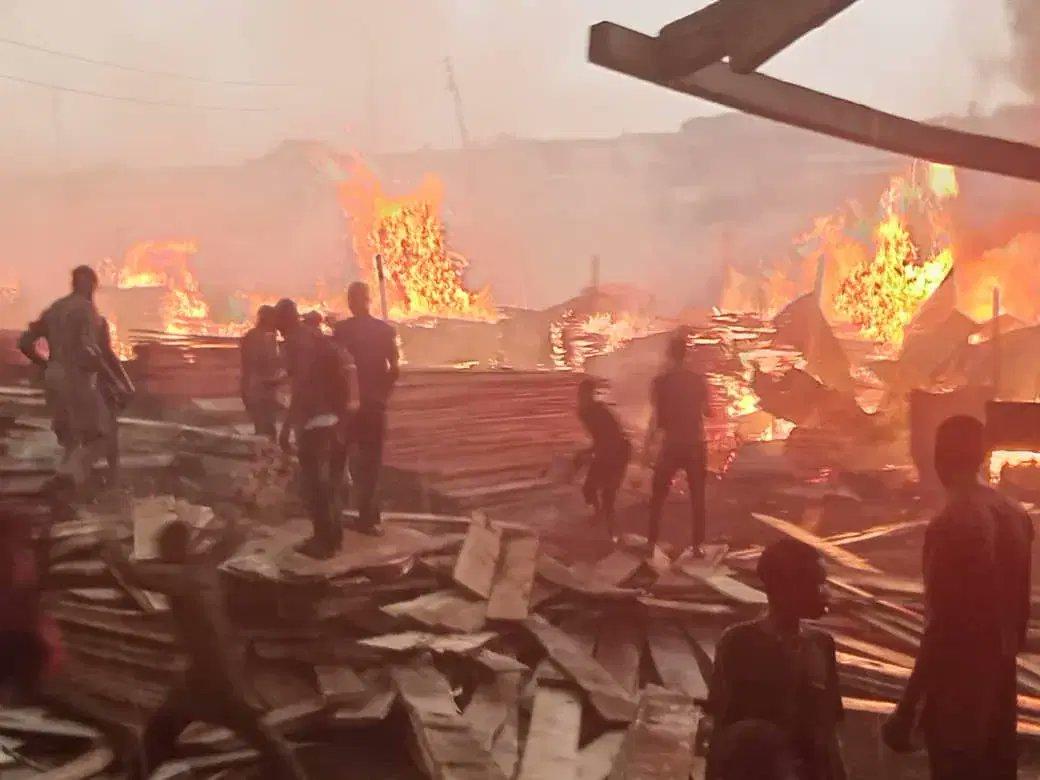 Oranyan market fire