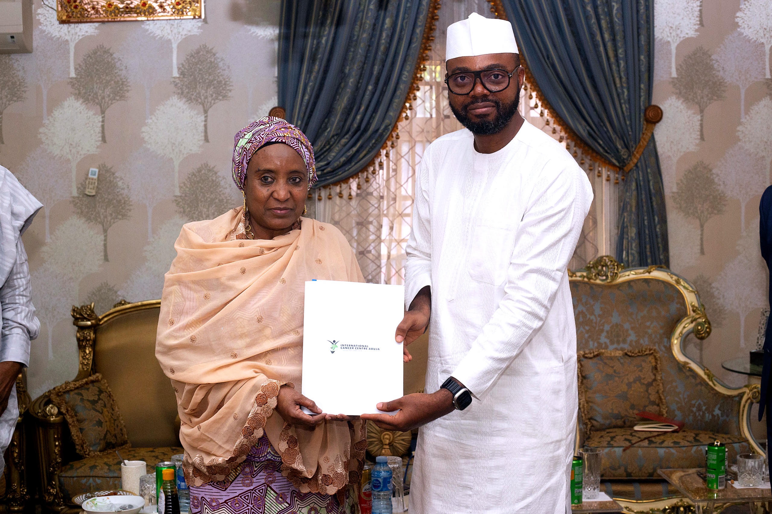 Hajia Turai Umar Yar’Adua – Founder Chairperson ICCA and Francis Shokoya- Managing Director Innova Healthcare Limited at the Memorandum of Understanding signing ceremony to establish a comprehensive oncology centre in Abuja