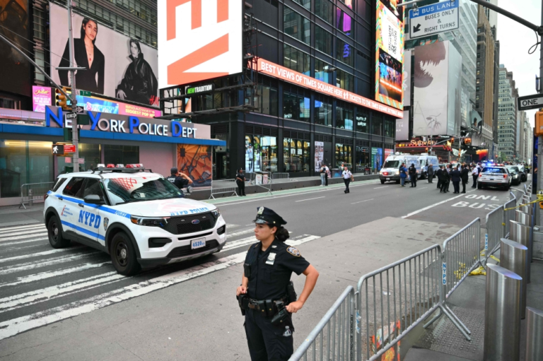 Knife attack in New York's Times Square leaves one dead, another injured